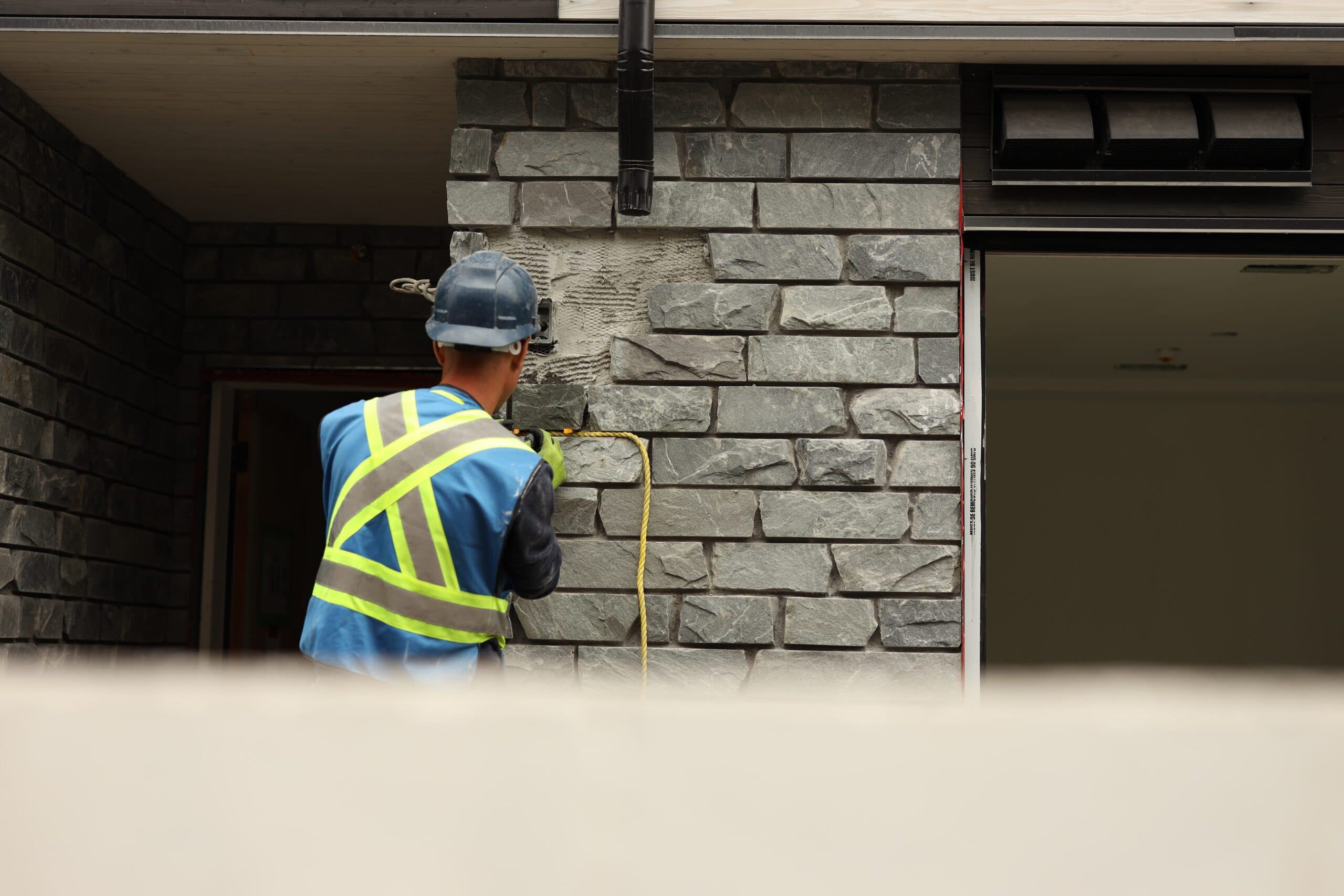 Terza, North Vancouver, BC. Siding, Masonry & Stone by MV Construction